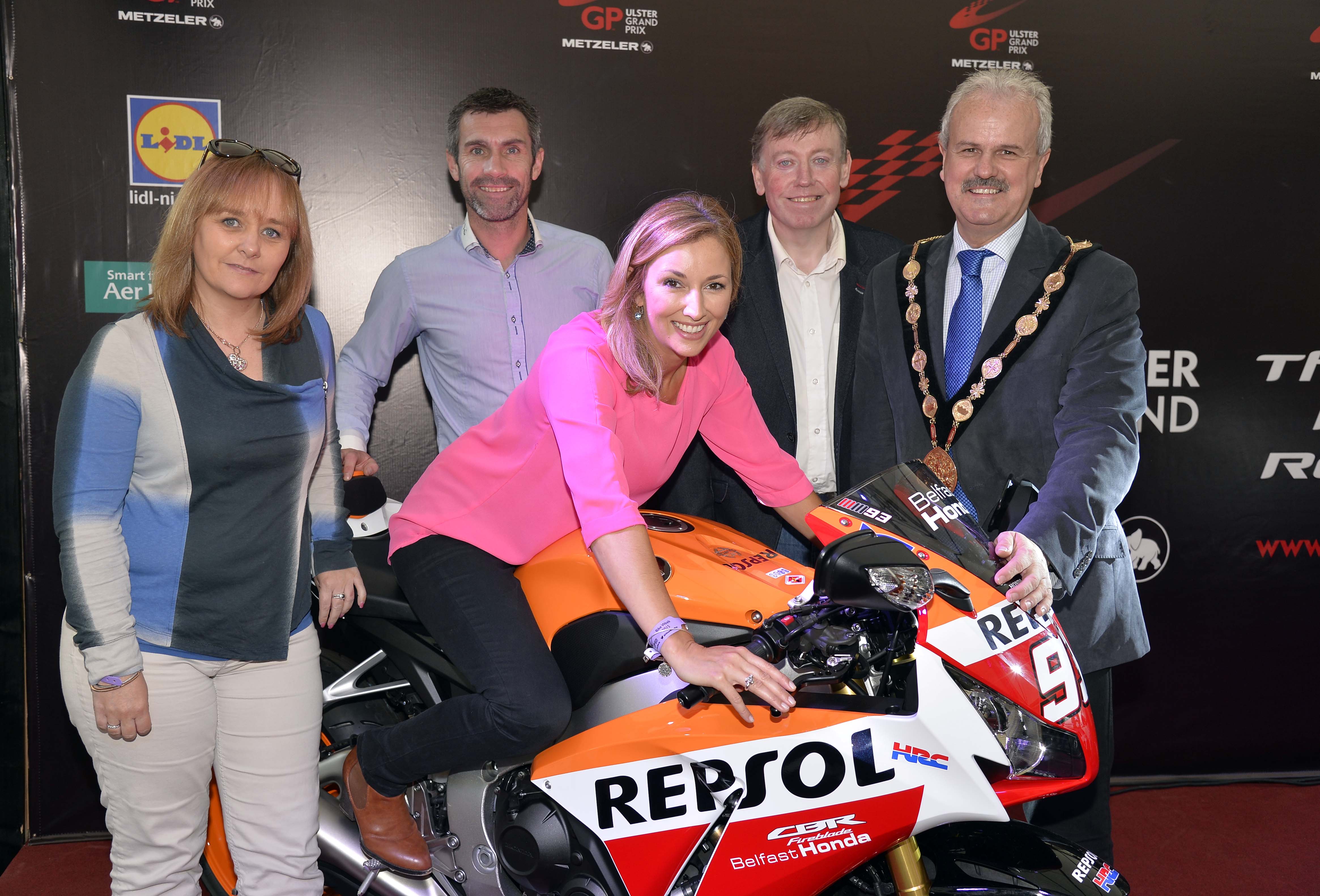 The Mayor of Lisburn & Castlereagh City Council, Councillor Thomas Beckett and Chairman of the Leisure and Community Development Committee, Alderman Paul Porter is pictured with Sports Broadcaster, Claire McCollum, Junior Minister at the Office of the First Minister and Deputy First Minister, Michelle McIlveen and former NI footballer Keith Gillespie.