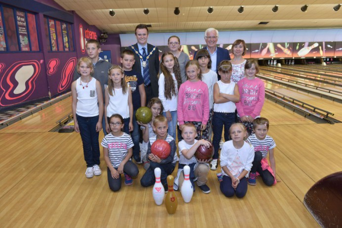 Belarus Children Visit Dundonald Ice Bowl