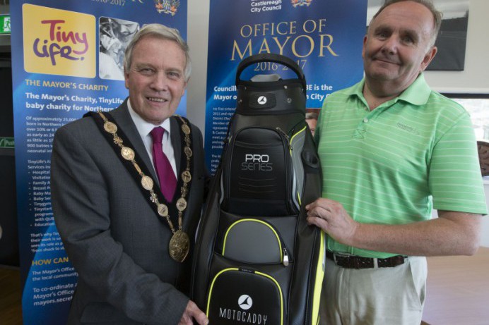 £2000 raised for TinyLife at Mayor’s Charity Golf Day 