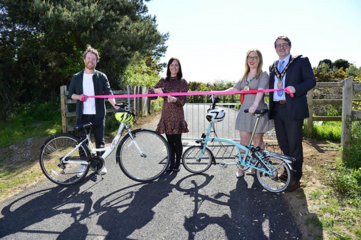 Mallon cuts the ribbon on Blaris Greenway extension