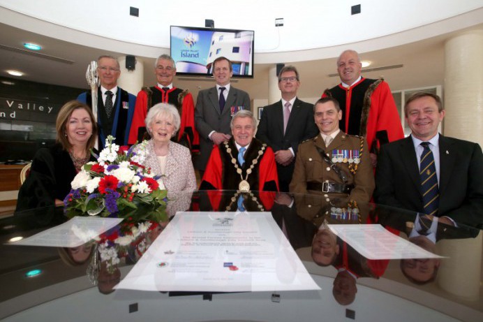 Council Signs the Armed Forces Covenant