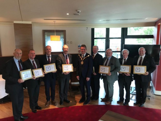 Mayor hosts Hillsborough Fort Guard at Lagan Valley Island