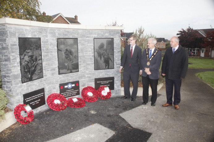 American Consul General Visits Site of Commemorative Stones to US Air Force Personnel